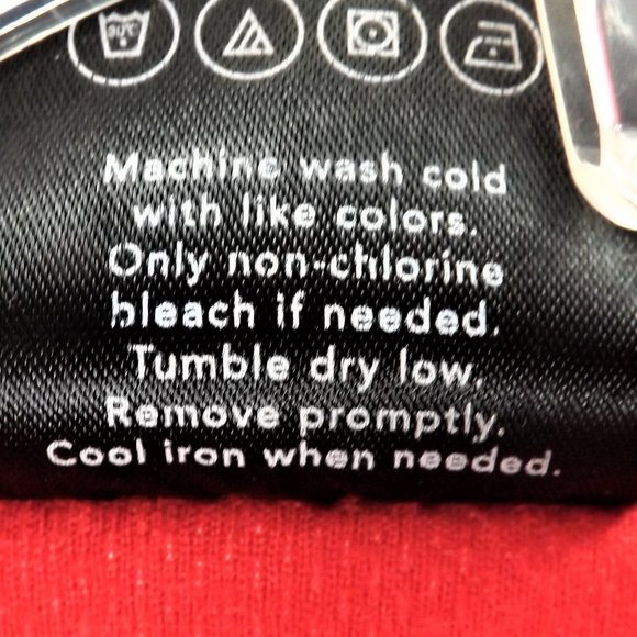 NWOT Umbro Mens Red & White Zip Up Varsity Sport Jacket M - Picture 14 of 14